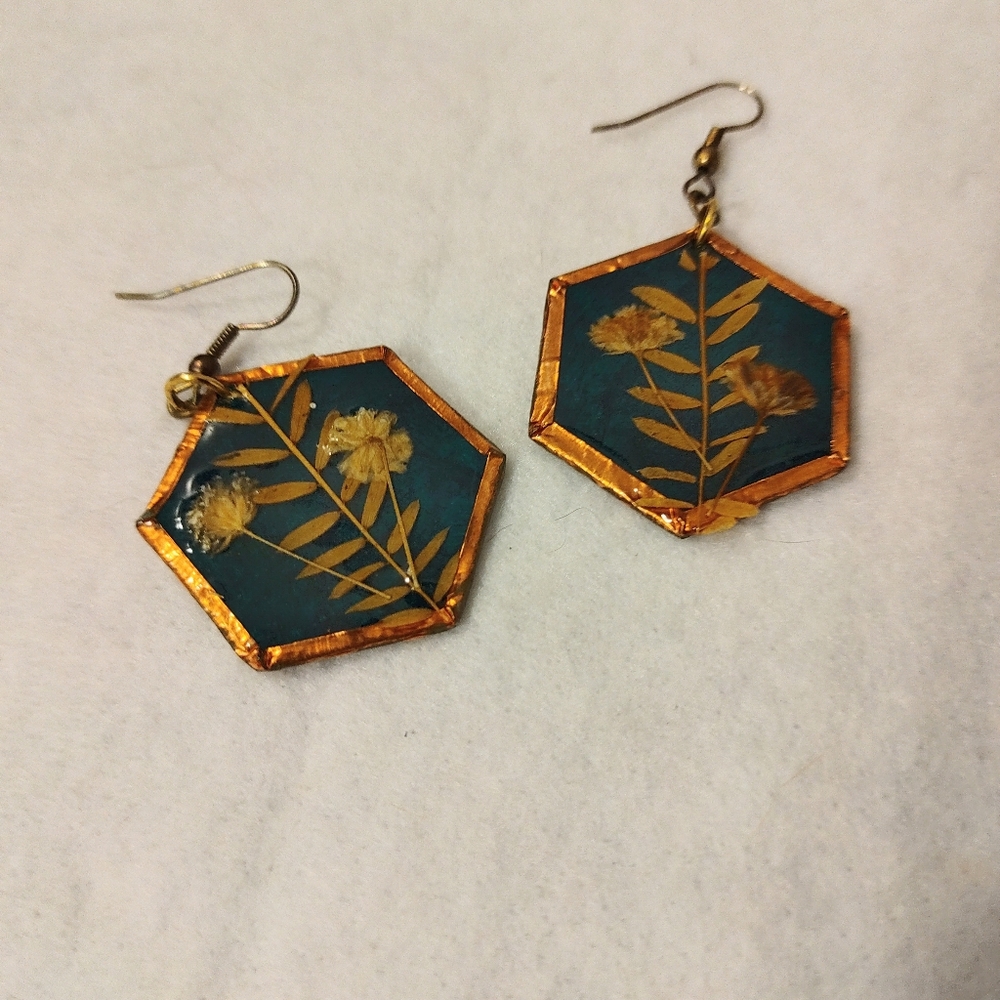 Dried flower earrings